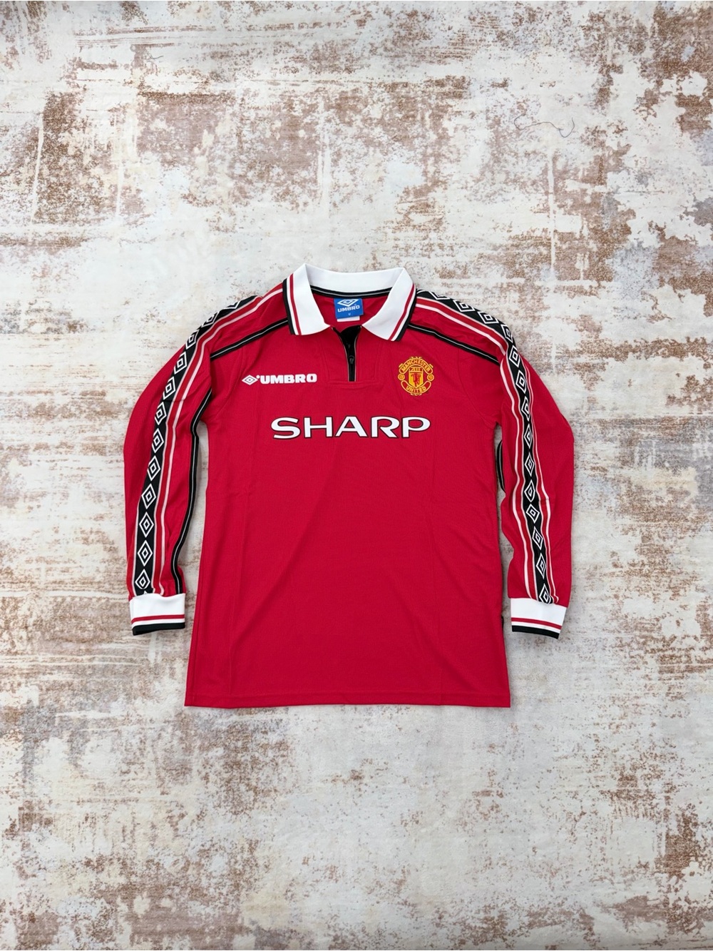 MANCHESTER UNITED VINTAGE FULL SLEEVES JERSEY men size M